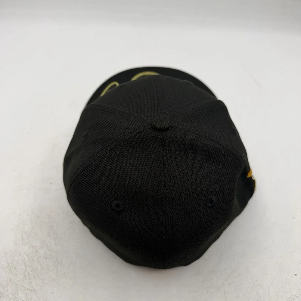 New Era 59Fifty San Diego Padres Hat Cap 7 1/4 Low Profile Armed Forces Day MLB